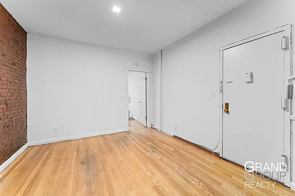 Rented by Grand Group Realty | media 13