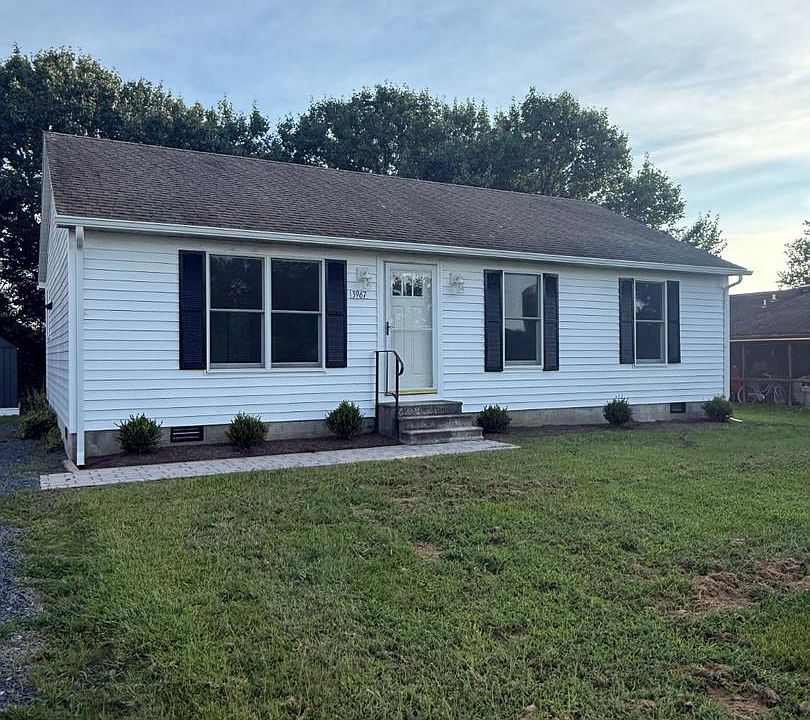 1st image of 3967 Harrison Cir