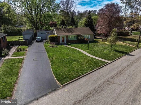 18 Mulberry Ln, Plymouth Meeting, PA 19462