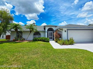934 Spanish Wells Dr, Melbourne, FL 32940