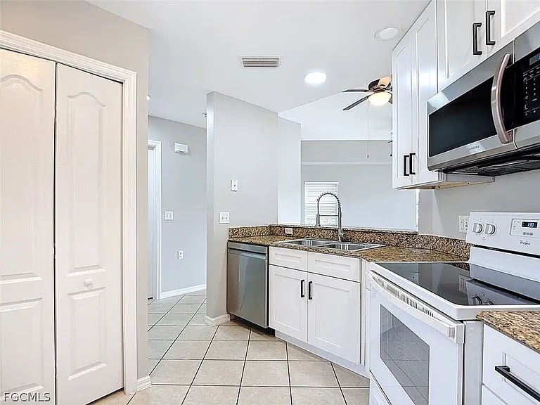 12151 Summergate Cir #R101 — Photo 3