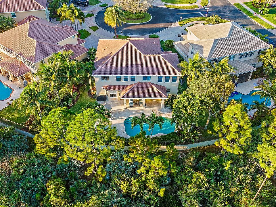 1st image of 5568 SE Hammock Reserve Terrace