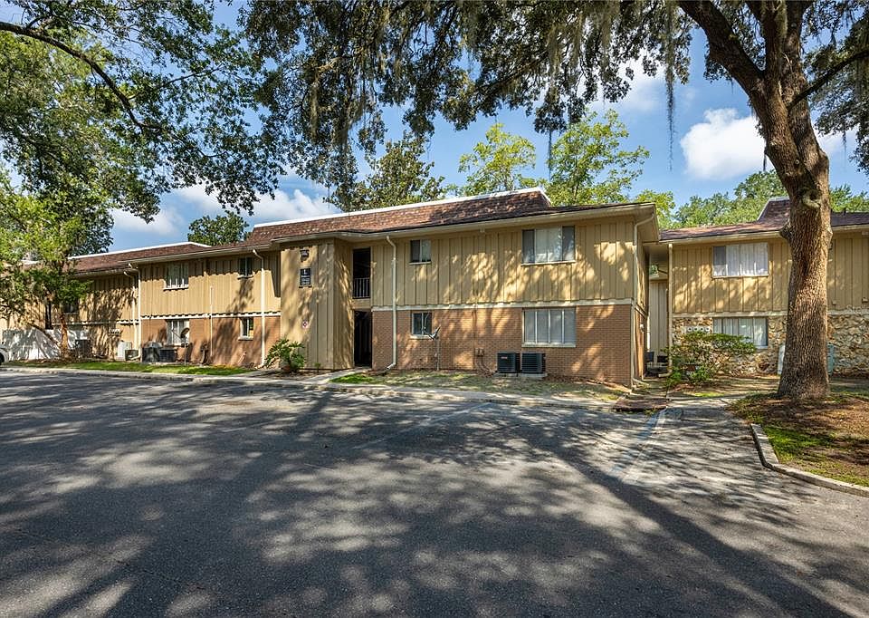 1st image of 507 NW 39TH ROAD #122