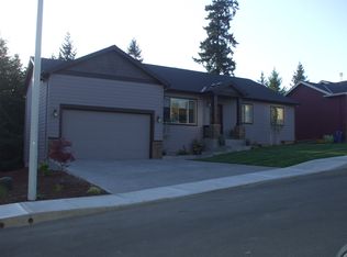 1305 NE Rockwell Dr, Estacada, OR 97023