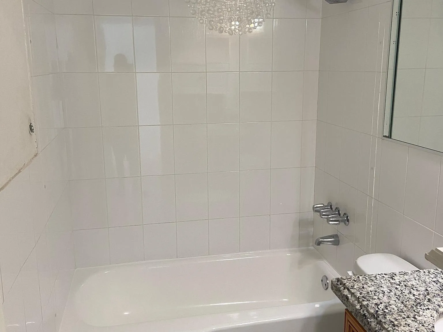 2 bed, 763 sqft, $2,200 — Photo 4