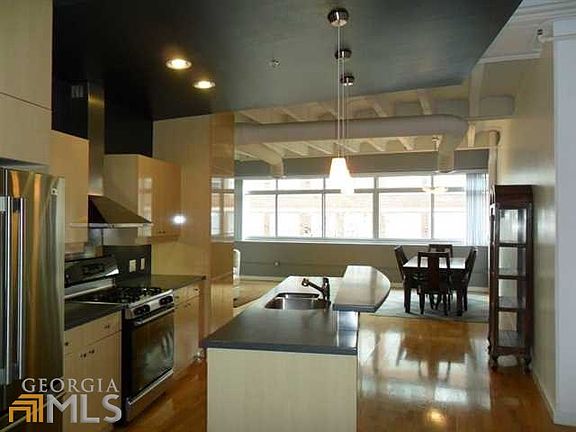 2nd image of 805 Peachtree St NE Unit 316