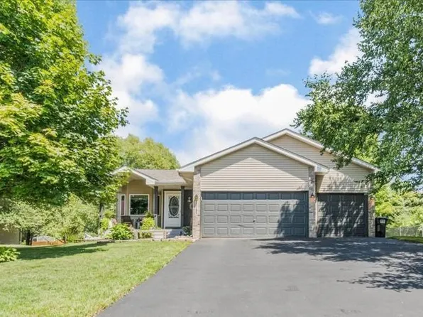 25785 10th St W, Zimmerman, MN 55398