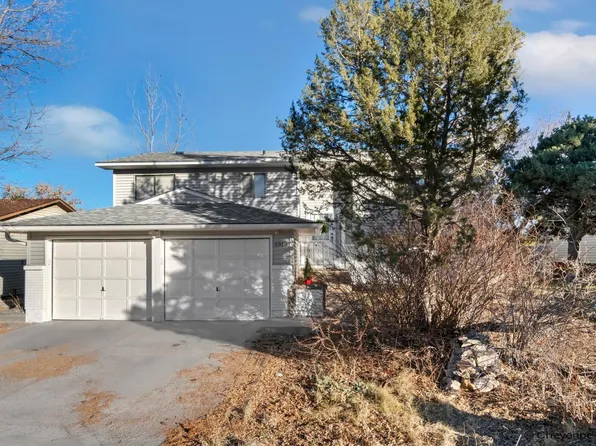 6919 Pasadena Rd, Cheyenne, WY 82009