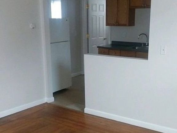 2nd image of 92 Bates St #34583DDF8