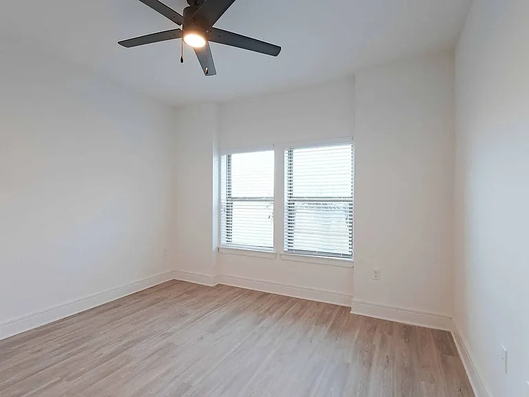 Tropia Luxury Apartments — Photo 86