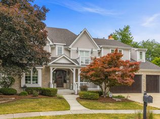608 Balmoral Cir, Naperville, IL 60540