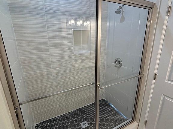 5th image of 226 Casa Blanca Dr