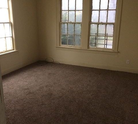 4th image of 3264 Penick St
