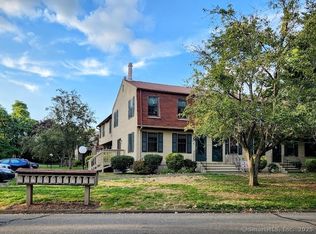 44 Bay Path Way #44, Branford, CT 06405