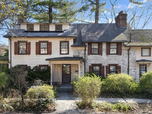 5122 Post Road image 2 of 11