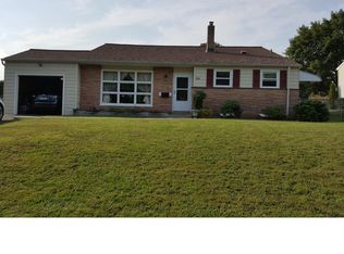 226 Newtown Rd, Warminster, PA 18974