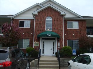 550 Hidden Ridge Ct APT 303, South Park, PA 15129