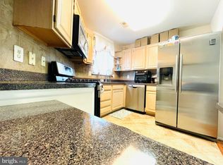 152 Benjamin Ct #G152, Philadelphia, PA 19114