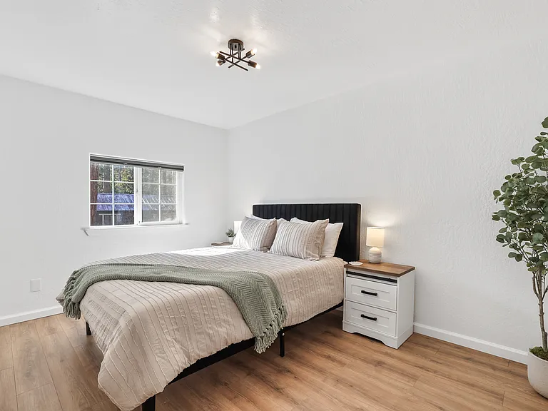8746 Steelhead Ave #B — Photo 12
