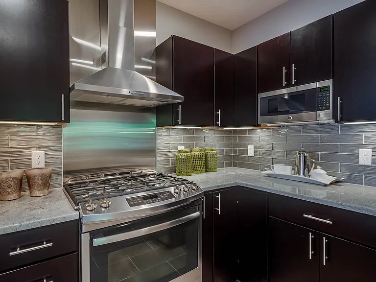7552 Wydown Blvd #1E — Photo 8
