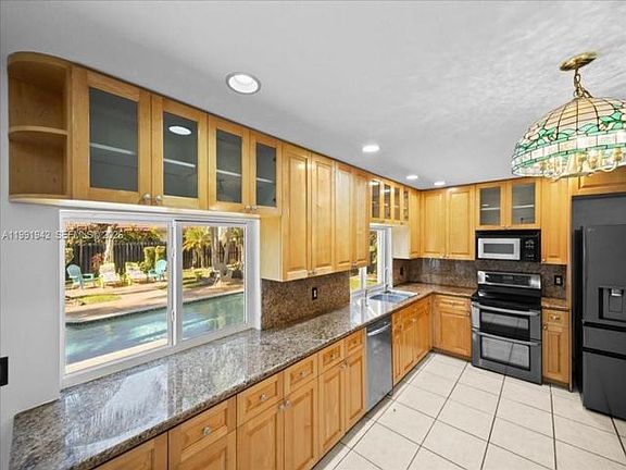 2nd image of 2560 Bass Way