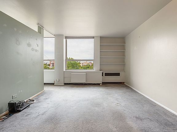 3rd image of 1355 N Sandburg Ter APT 607D