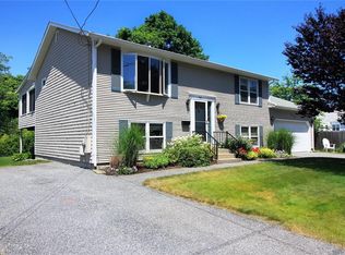 123 S Pier Rd, Narragansett, RI 02882