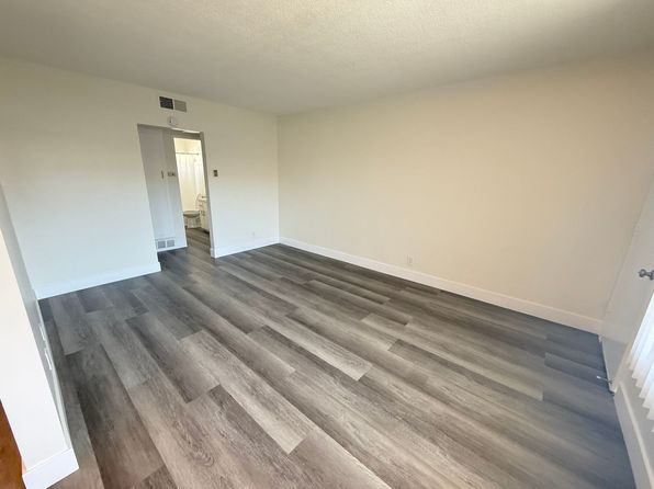 8028 Boer Ave #10