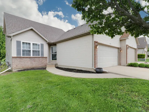 460 Beechwood Ct, Normal, IL 61761