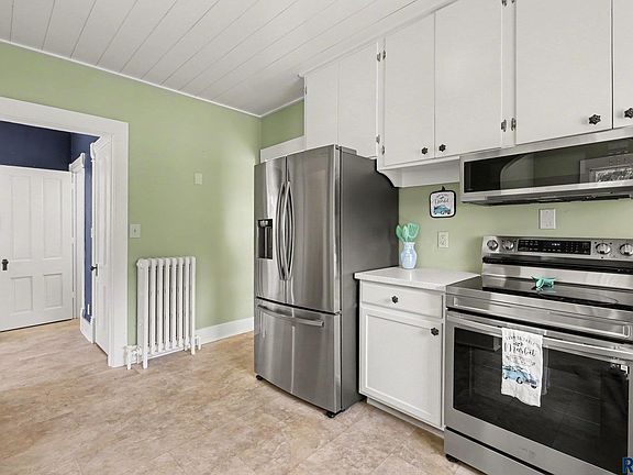 5th image of 803 N Egan Ave