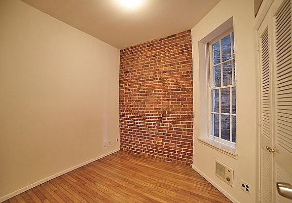 5th image of 318 E 84th St APT 2E