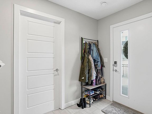 3rd image of 1010 Rabbit Hill Rd SW #90