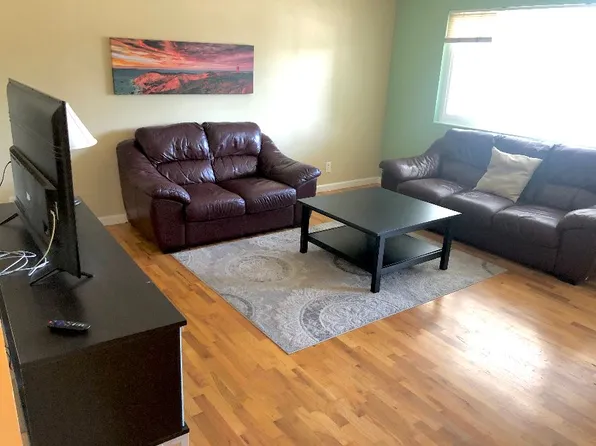 6500 35th Ave NE #11, Seattle, WA 98115