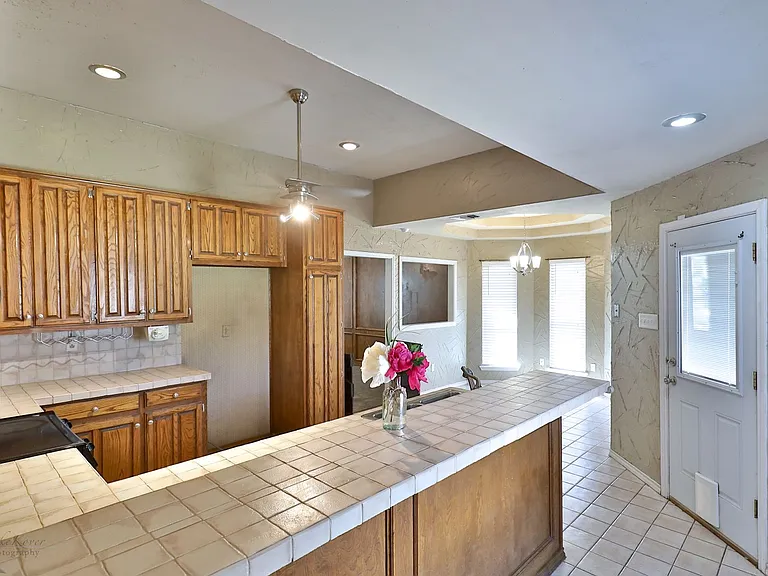 5273 Sherbrooke Ln — Photo 14