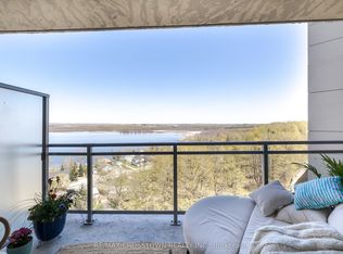 56 Lakeside Ter #908, Barrie, ON L4M 0L4