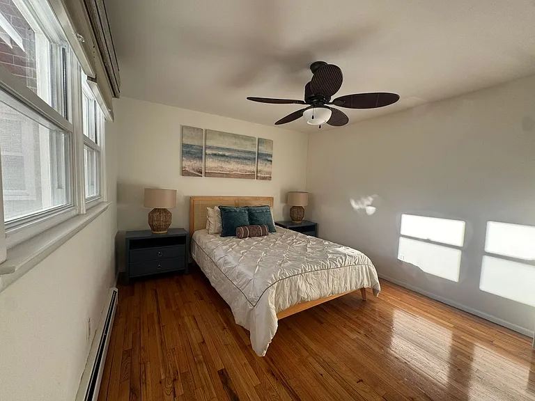 520 Washington Ave #4 — Photo 8