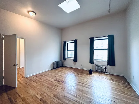 Rented by Ovation Properties, LLC | media 10