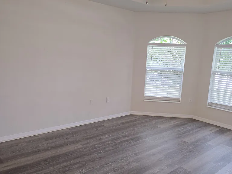 2600 Badger Ln — Photo 9