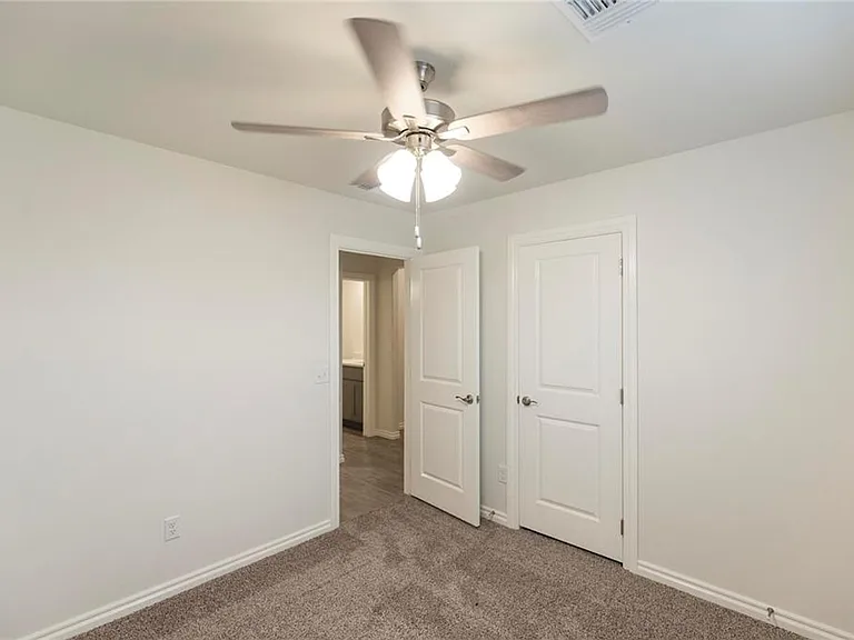 1816 Zayden Ln — Photo 22