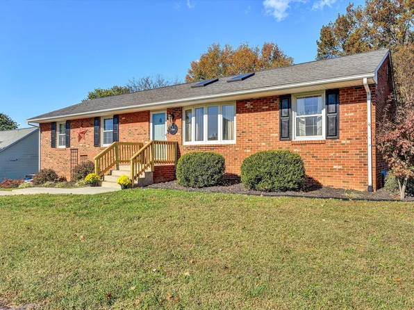 5068 Jonathan Ln, Roanoke, VA 24019