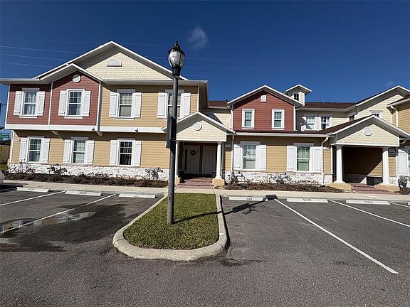3rd image of 7595 Sunflower Cir