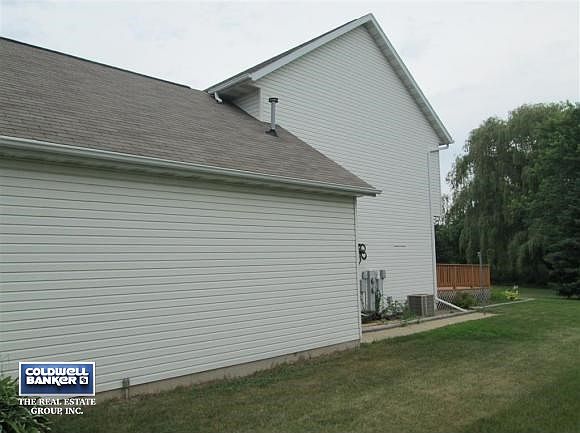 2nd image of 3409 E River Dr