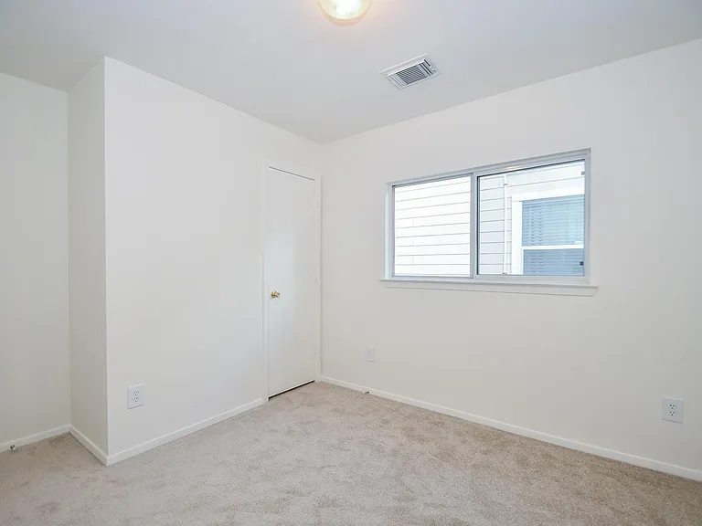 20638 Patriot Park Ln — Photo 41