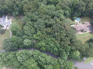 39 Saddle Ridge Rd, Glastonbury, CT 06033