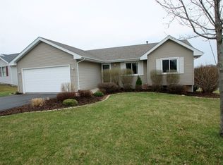 6690 Conestoga Trl, Loves Park, IL