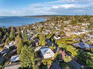 9253 24th Ave NW, Seattle, WA 98117