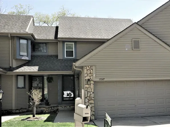 15327 Mason Plz, Omaha, NE 68154