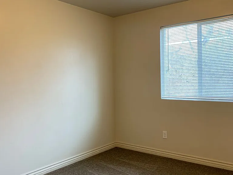 2378 S Knights Way — Photo 18