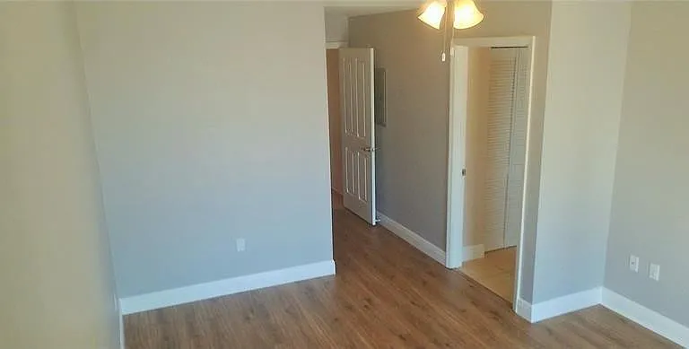 511 SE 5th Ave #607 — Photo 12