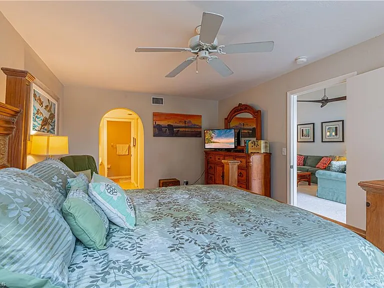 4410 Chantelle Dr #H-205 — Photo 17
